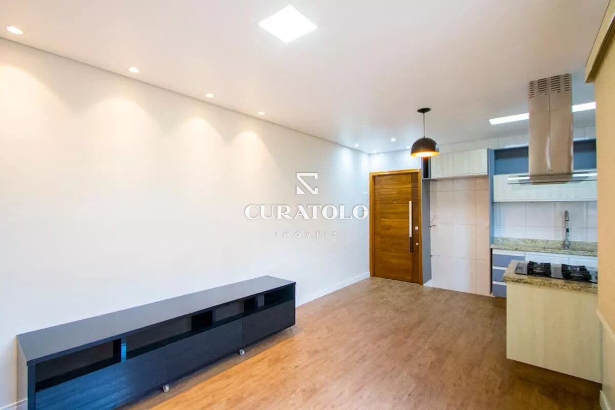 Apartamento à venda com 70 m², 2 quartos, varanda e 1 vaga coberta, Campestre, Santo André.