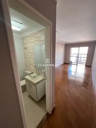 Apartamento à venda, de 2 quartos, varanda e 1 vaga na Mooca