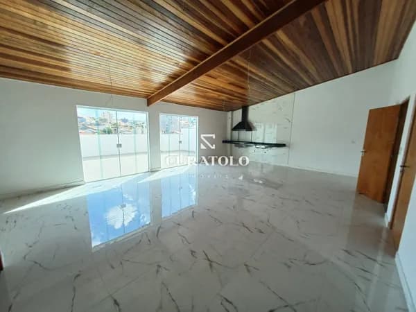Cobertura à venda com 200 m², 3 quartos, terraço com área gourmet e 2 vagas, Vila Curuça, Santo André.
