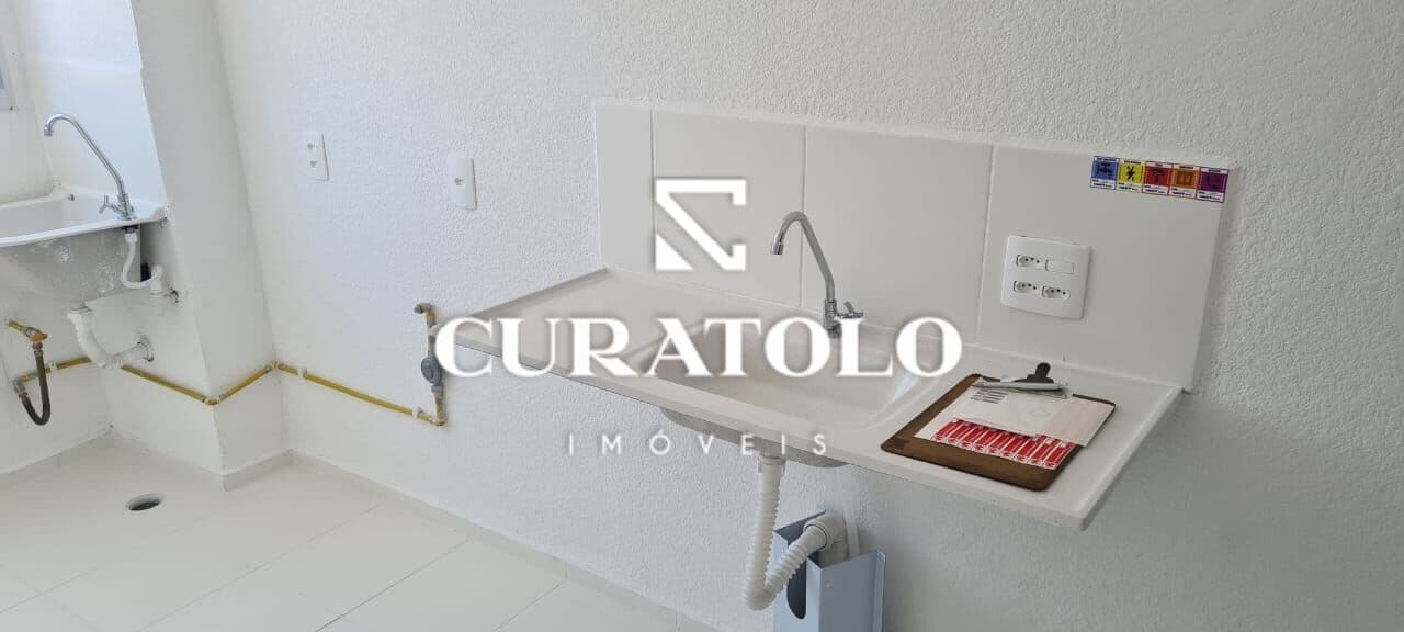 APARTAMENTO PARA MORAR BEM NA VILA LEOPOLDINA COM 2 DORMITÓRIOS 1 VAGA