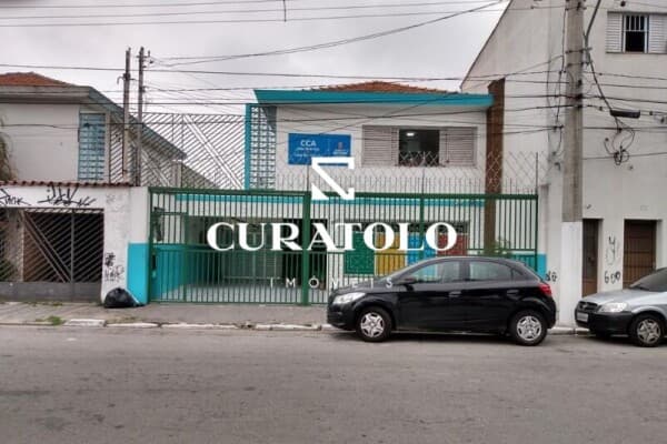 Casa com 4 dormitórios, quintal, 4 vagas - Parque Tomás Saraiva