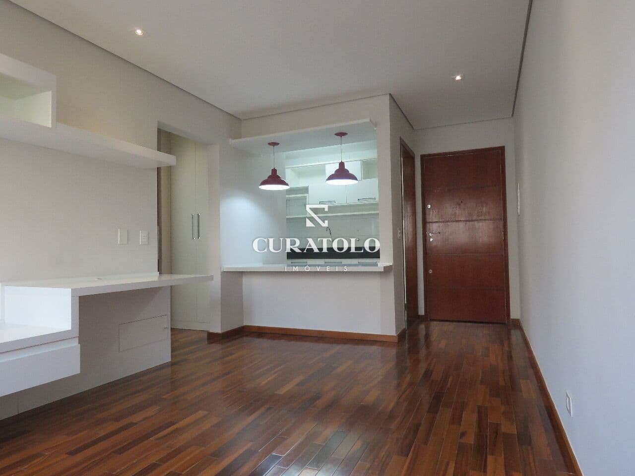 Apartamento à venda com 50 m², 1 quarto, vaga na Vila Mariana, São Paulo.