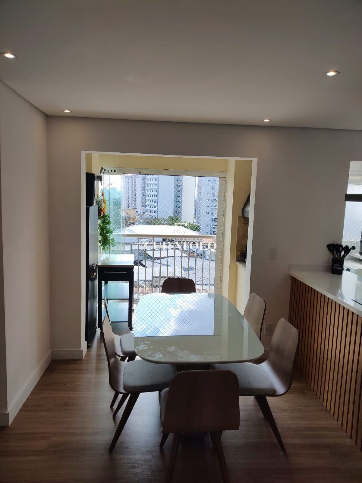 Apartamento à venda com 70m², 2 quartos, varanda gourmet e vaga, Fundação, São Caetano do Sul.