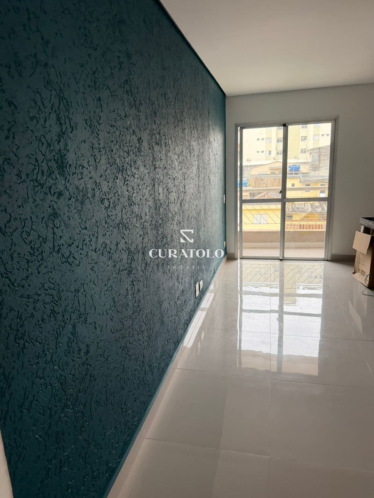 Apartamento à venda com 51 m², 2 quartos, vaga e varanda, Vila Aricanduva, São Paulo.