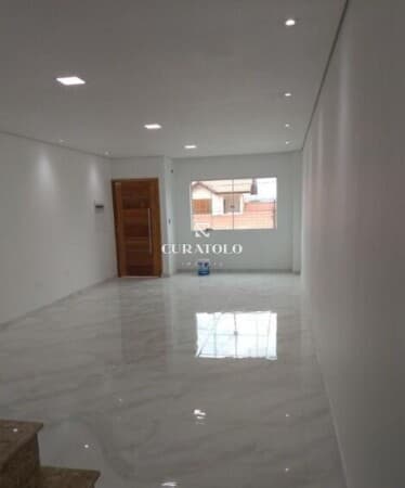 Venha conhecer a casa ideal no Jardim Virginia Bianca (Tremembé), Sobrado com 3 Suítes, 5 Vagas e área gourmet
