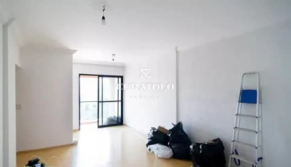 Apartamento à venda com 65 m², 2 quartos, Varanda e 2 vagas no Jardim Taquaral, São Paulo.