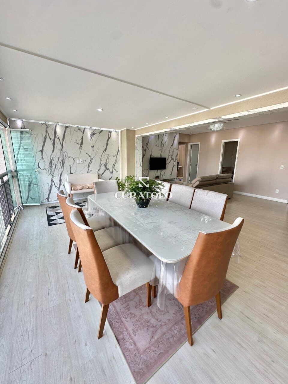 Viva com conforto no Tatuapé: Apartamento de Alto Padrão com 3 Dorms, Ampla Varanda e 2 Vagas – Com lazer Completo ao lado do Parque Piqueri