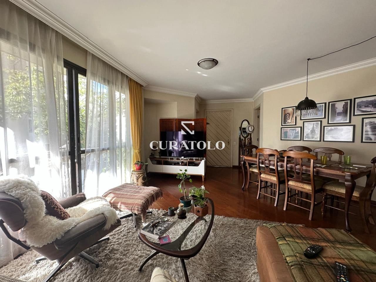 Apartamento à venda com 135 m²,3 quartos e 2 vagas, Vila Uberabinha, São Paulo.