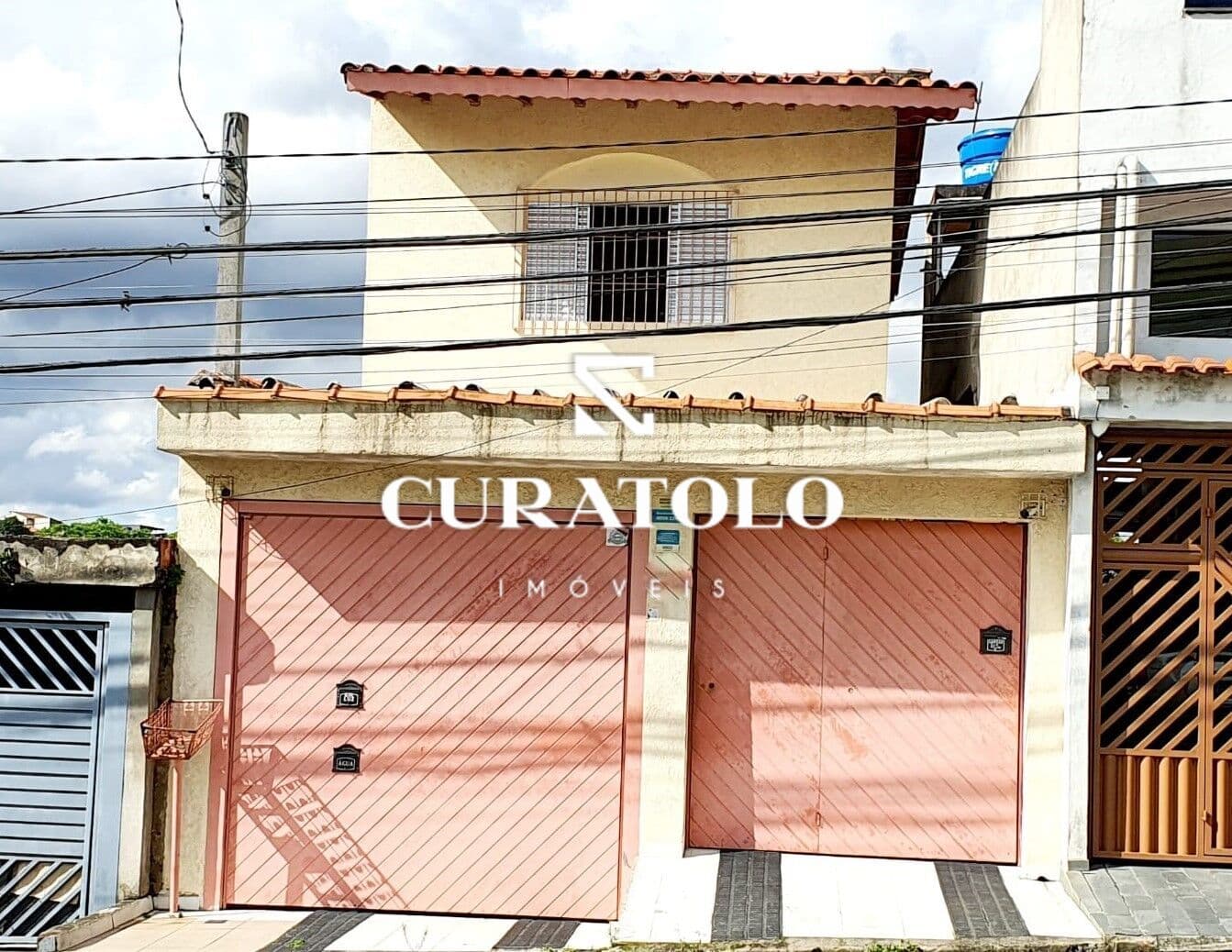 Sobrado com 3 dormitórios, quintal e 3 vagas - Vila Bela Vista, Santo André