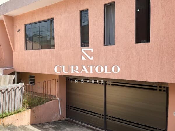 Casa com 4 dorms, 1 suíte, quintal e 3 vagas cobertas - Vila Marina, Santo André