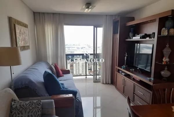 Apartamento à venda, de 3 quartos e 2 vagas em Santana
