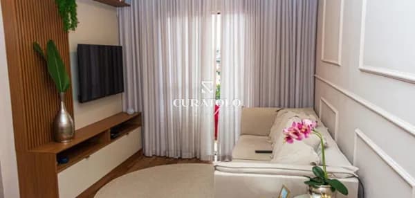 Apartamento à venda com 70 m², 2 quartos, varanda e vaga, Campo Grande, São Paulo.