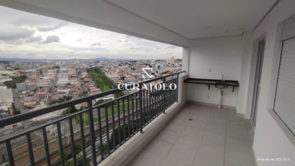 Seu novo lar com conforto e comodidade: Apartamento na Vila Guilhermina, a 220 mts do Metrô Guilhermina-esperança, com 2 Dorms, Vaga e Varanda