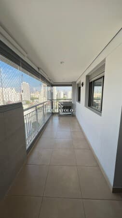 Viva com comodidade e conforto na Barra Funda: Belíssimo apartamento de 2 Dorms com Ampla Varanda Gourmet e 2 Vagas – Lazer Completo a 7 minutos do Metrô Barra Funda
