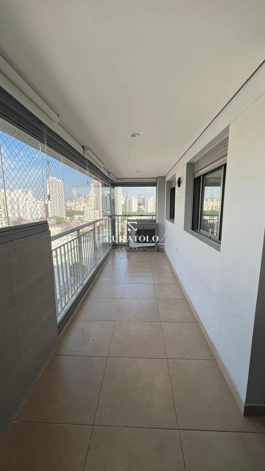Viva com comodidade e conforto na Barra Funda: Belíssimo apartamento de 2 Dorms com Ampla Varanda Gourmet e 2 Vagas – Lazer Completo a 7 minutos do Metrô Barra Funda