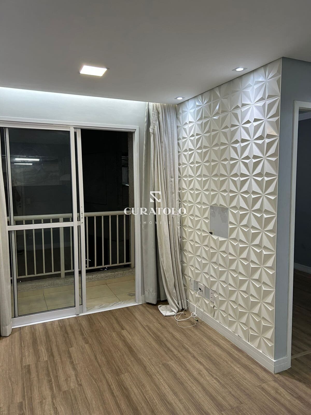 Seu novo lar na Vila Prudente: Aconchegante apartamento de 2 Dorms, com Suíte, Varanda , Vaga e Lazer Completo – Próximo ao Shopping Central Plaza e Divisa São Caetano