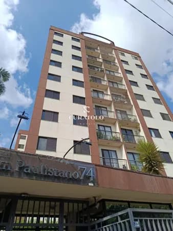 Apartamento à venda, de 3 quartos com varanda e vaga na Vila Araguaia