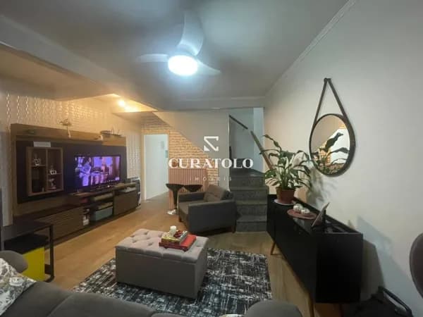 Casa à venda com 118 m², 2 quartos e 2 vagas, Olímpico, São Caetano do Sul