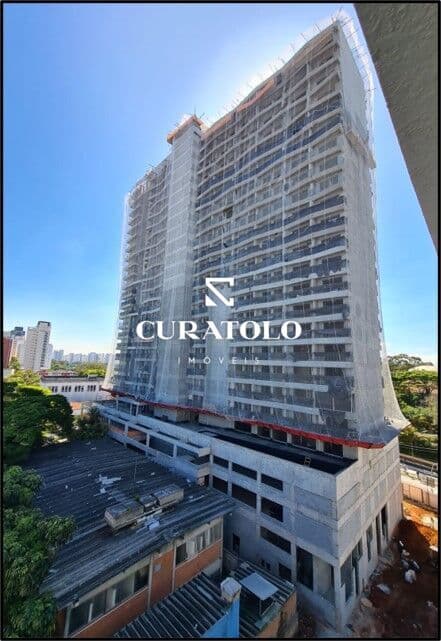 Apartamento com 2 dorms, varanda, 1 vaga e lazer completo - Santo Amaro
