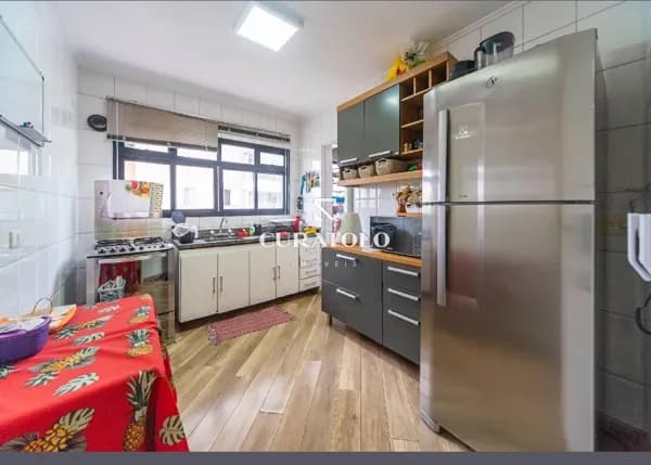 Apartamento à venda com 74 m², 3 quartos, varanda e vaga na Vila Valparaíso, Santo André.