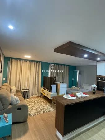 Experimente a vida urbana em São Caetano: apartamento studio, perfeito para moradia ou investimento, com varanda e vaga no bairro Boa Vista