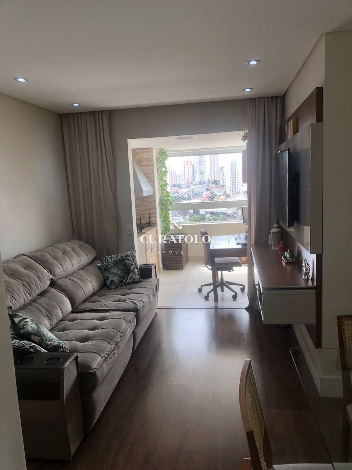 Seu novo lar na Mooca: Lindo apartamento de 3 Dorms, 1 Suíte, Vaga e Varanda Gourmet em Condomínio Clube ao lado da Salim Farah Maluf!