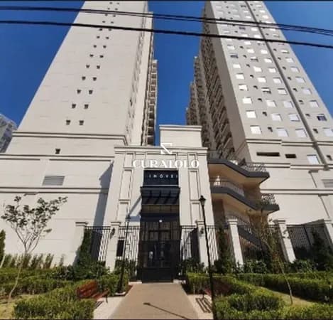 Apartamento à venda com 63 m², 2 quartos, 2 vagas, Brás, São Paulo.