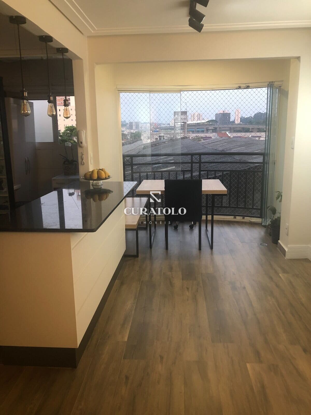 Seu novo lar na Vila Ema a 2 minutos da estação Oratório, com 2 Dorms, 2 Banheiros, Vaga e Varanda - Condomínio clube na Av. Vila Ema