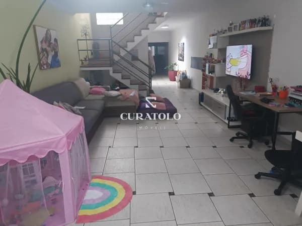 Casa à venda em condomínio, com 2 quartos no Olímpico, São Caetano do Sul.
