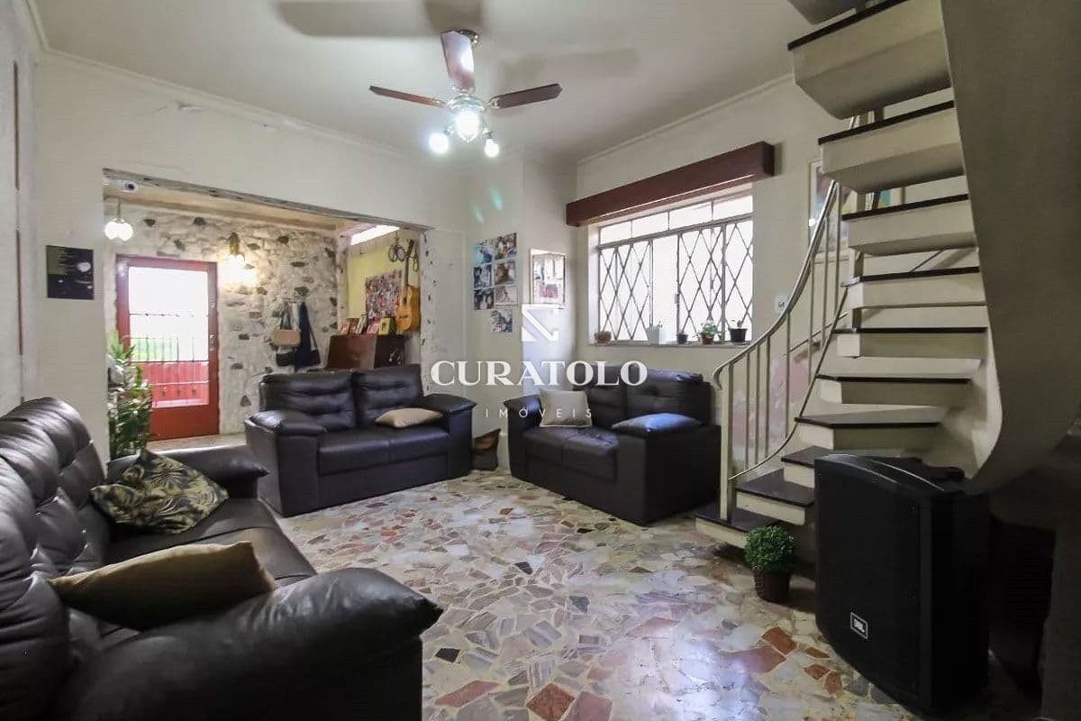 Sua nova casa na Vila Regente Feijó, ao lado do Shopping Anália Franco: com 160 m², 4 quartos, 1 Vaga coberta e quintal - Oportunidade