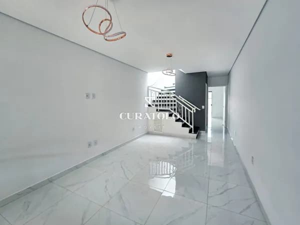 Casa/ sobrado novo à venda com 125 m², 3 suítes, varanda e 3 vagas, Imirim, São Paulo.