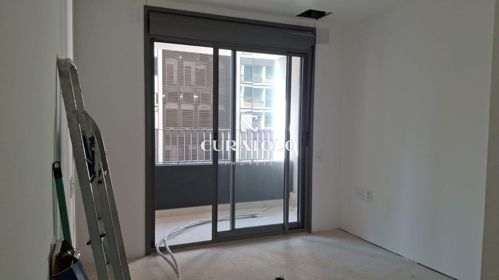 Apartamento Studio à venda 23m², 1 quarto e varanda, em Pinheiros, em São Paulo.