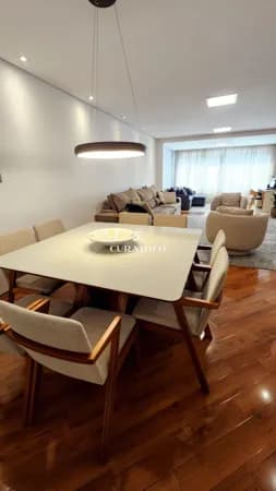 Apartamento à venda com 200 m², 3 quartos e vaga na Mooca, São Paulo.