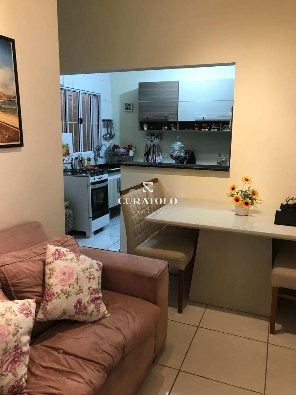 Casa térrea à venda no bairro do Anália Franco, com 2 quartos e 2 vagas