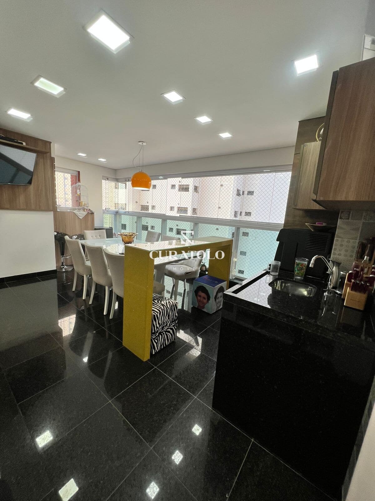 Seu novo lar de Alto Padrão no Anália Franco ao lado do Shopping: Apartamento de 3 Dorms, 3 Vagas e Ampla Varanda Gourmet