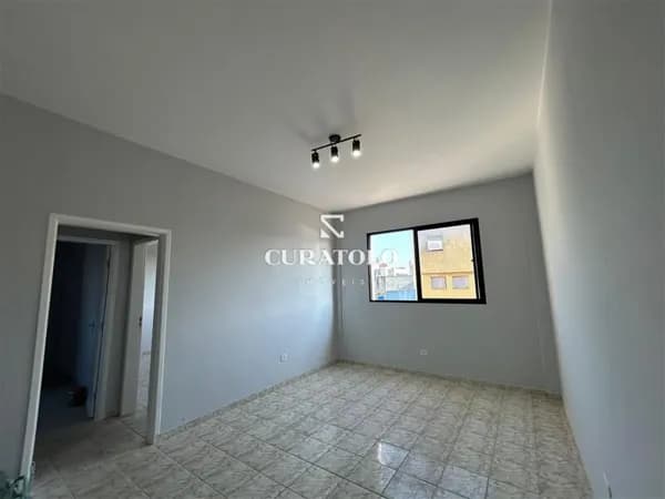 Apartamento à venda com 82 m², 2 quartos e vaga no Brás, São Paulo.
