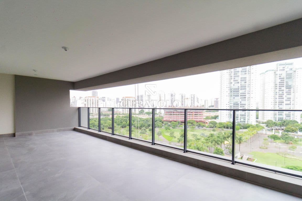 Apartamento novo à venda com 188 m², 4 quartos, varanda e 2 vagas, Jardim das Perdizes, São Paulo.