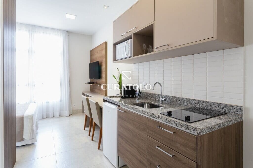 República: Descubra a harmonia perfeita entre conforto e conveniência nos nossos studios mobiliados o lado do metrô República (linhas: vermelha e amarela)