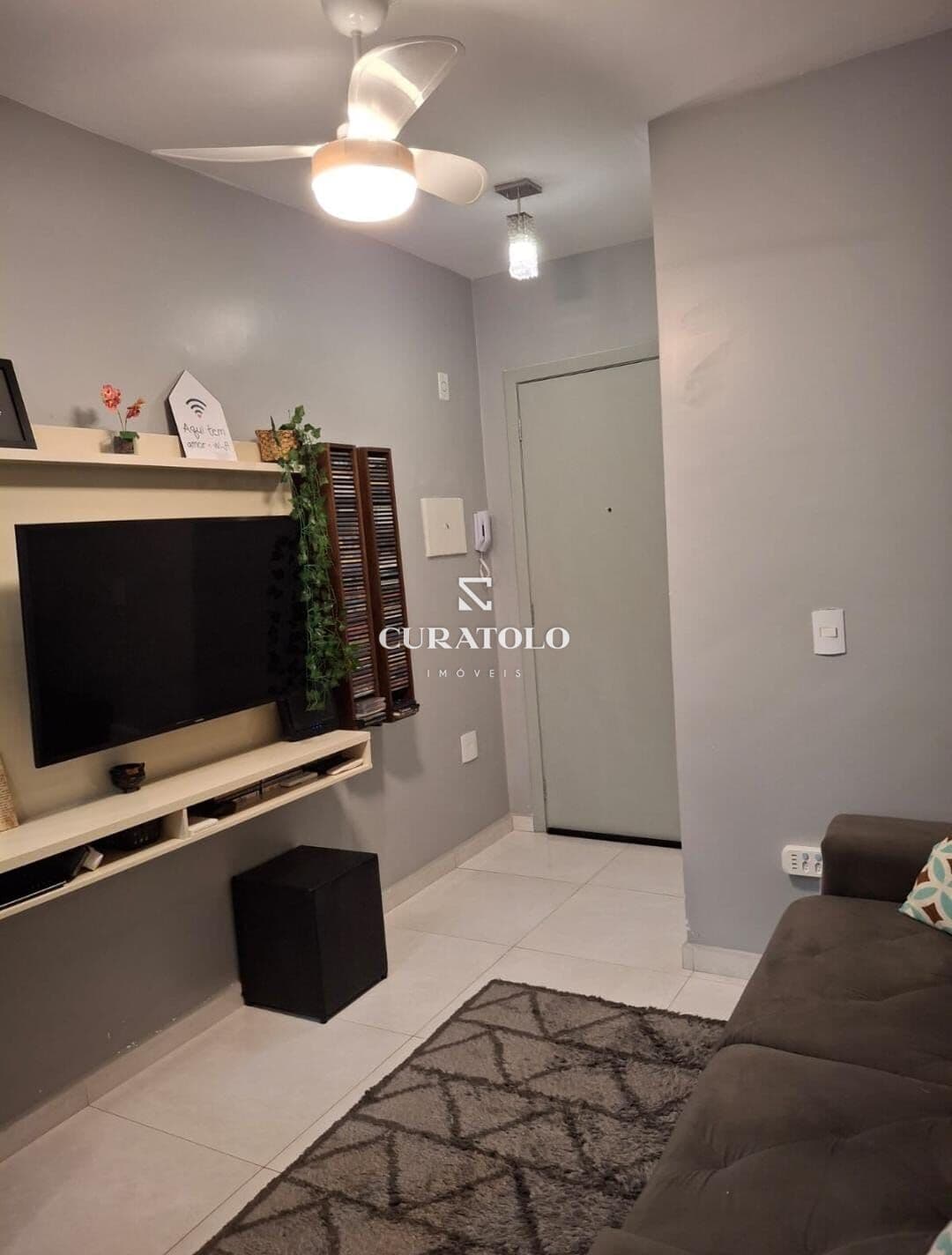 Apartamento à venda com 49 m², 2 quartos na Vila Carrão, São Paulo.