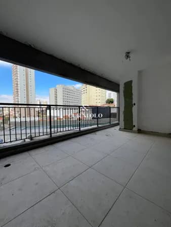 Apartamento em obras na Mooca, com 2 quartos e 1 vaga
