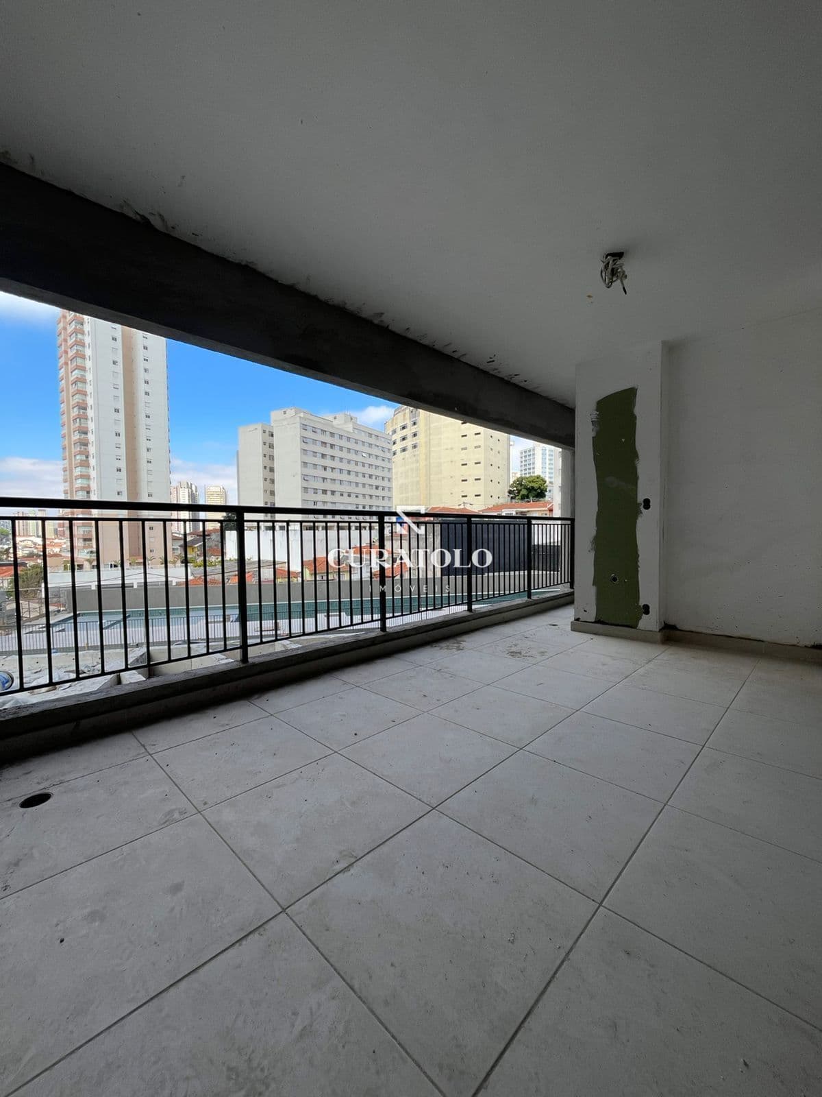 Apartamento em obras na Mooca, com 2 quartos e 1 vaga