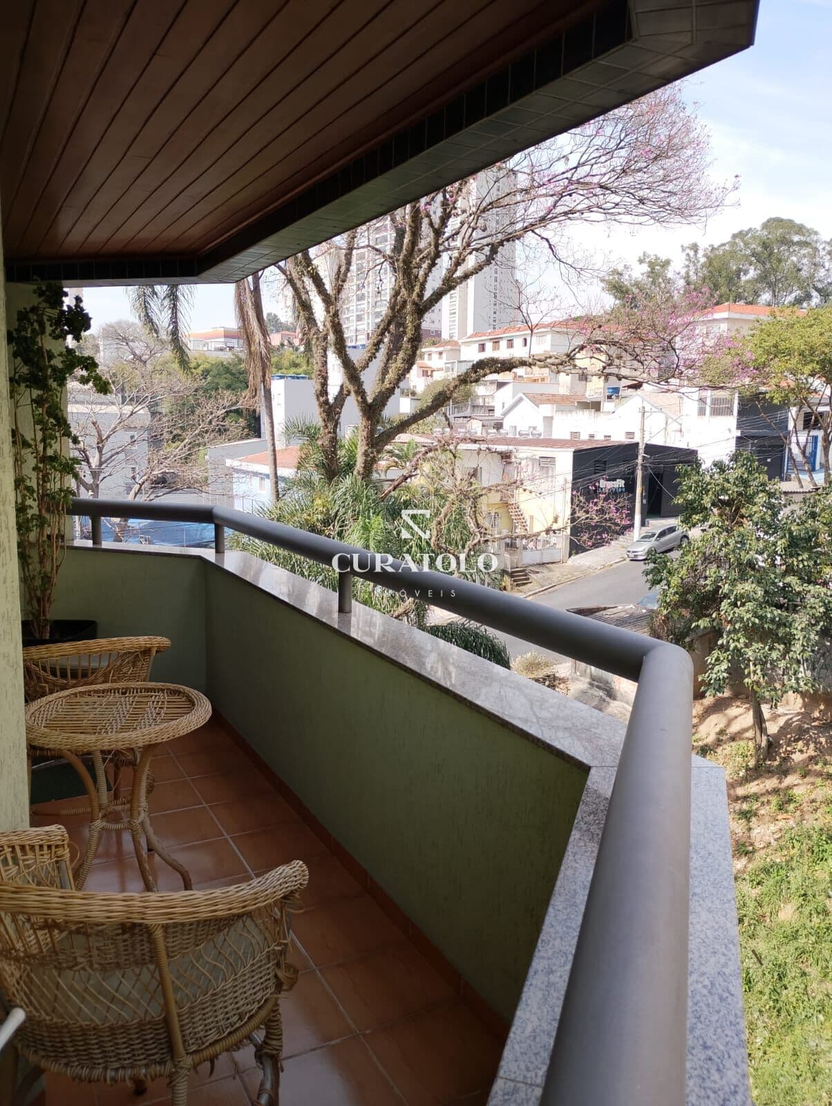 Apartamento à venda 103 m², com 3 quartos, varanda e 2 vagas, Chora Menino, São Paulo.