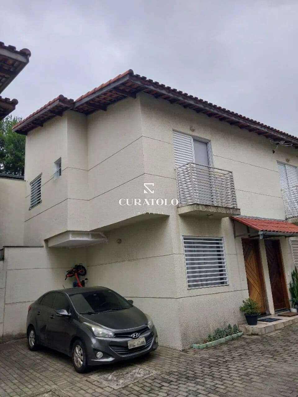 Sua nova casa em condomínio está aqui, na Vila Bela, próx ao Central Plaza Shopping: Sobrado com ótimos 75m², 2 quartos e 1 vaga