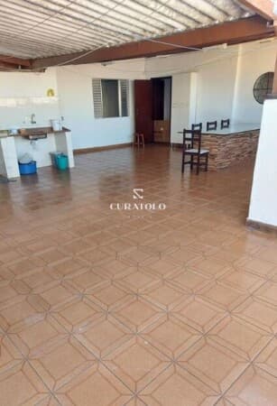 Venha conhecer a casa ideal na Vila Prudente, a 7 min da estação Vila Prudente - Sobrado com 4 Dorms, 2 Vagas e Quintal com churrasqueira