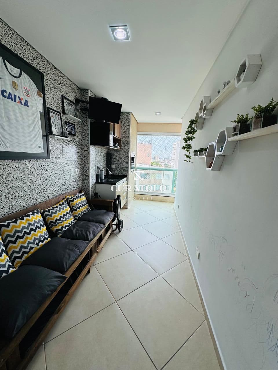 Apartamento à venda 75 m², 3 quartos, varanda gourmet e 2 vagas na Vila Galvão, Guarulhos.