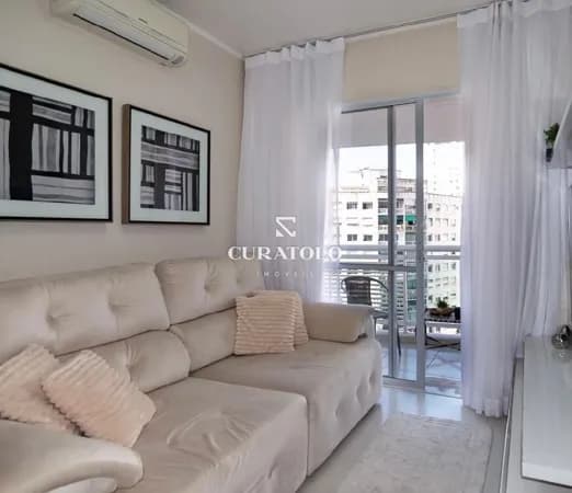 Apartamento à venda com 47 m², 1 quarto, vaga e varanda no Centro, São Paulo.