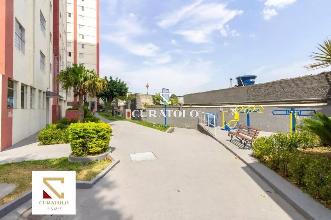 Apartamento à venda, de 2 quartos e 1 vaga na Vila Primavera (a 4 min da Estação Vila Tolstói)