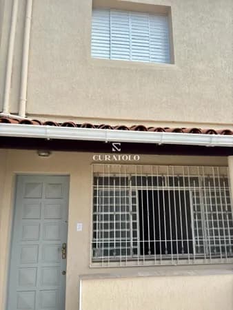 Conheça esta linda casa à venda no Parque Jabaquara, de amplos 132 m², com 2 quartos, varanda e 2 vagas, esta casa é perfeita para você e sua família.