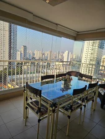 Apartamento à venda com 140 m², 3 suítes, varanda gourmet e 2 vagas, Mooca, São Paulo.