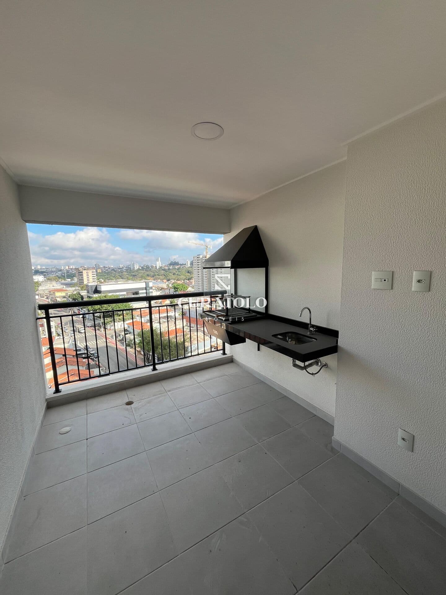 Apartamento à venda, de 2 quartos e 1 vaga no Jardim Independência